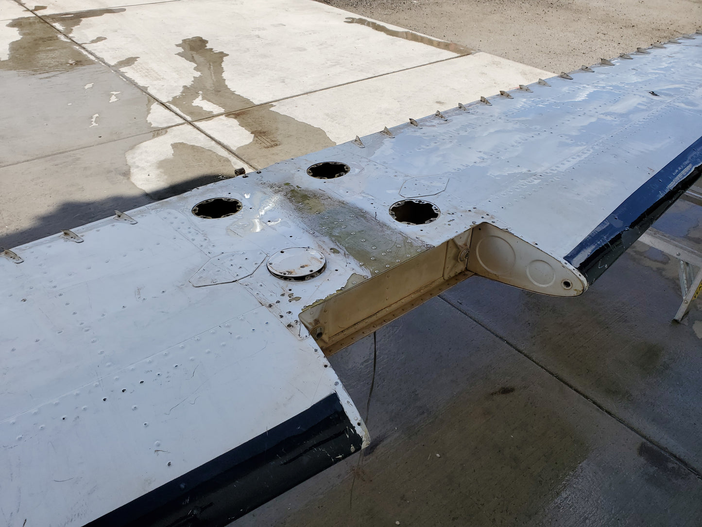 Horizontal Stabilizer - Damaged - Core Only - 5Y-BUC (#2632000-38)