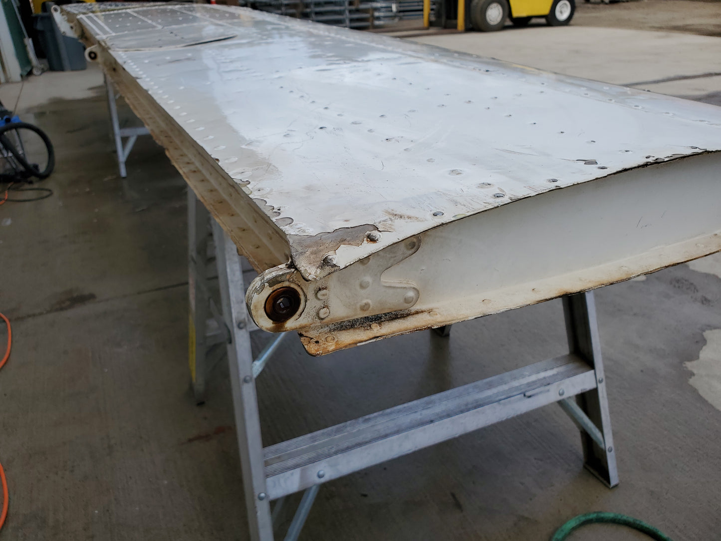 Horizontal Stabilizer - Cessna 208B Caravan - 5Y-OER