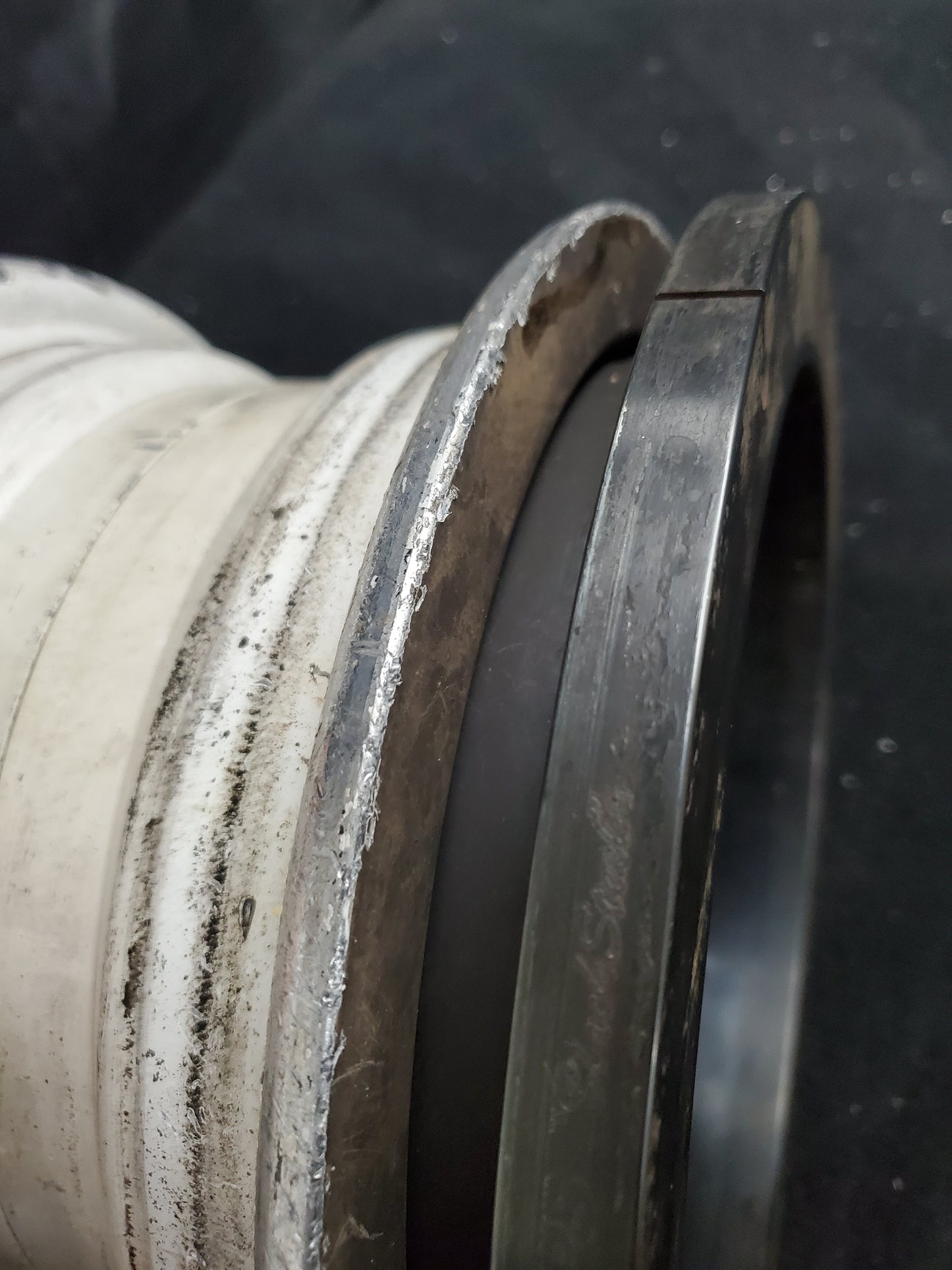 MLG Wheel Assy - Cessna 208B Caravan - Cleveland - 5H-NWA - 1 of 2