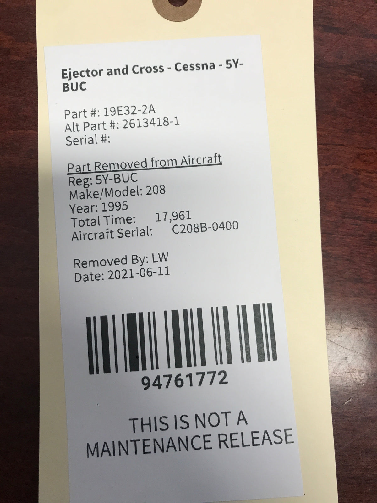 Ejector and Cross - Cessna - 5Y-BUC