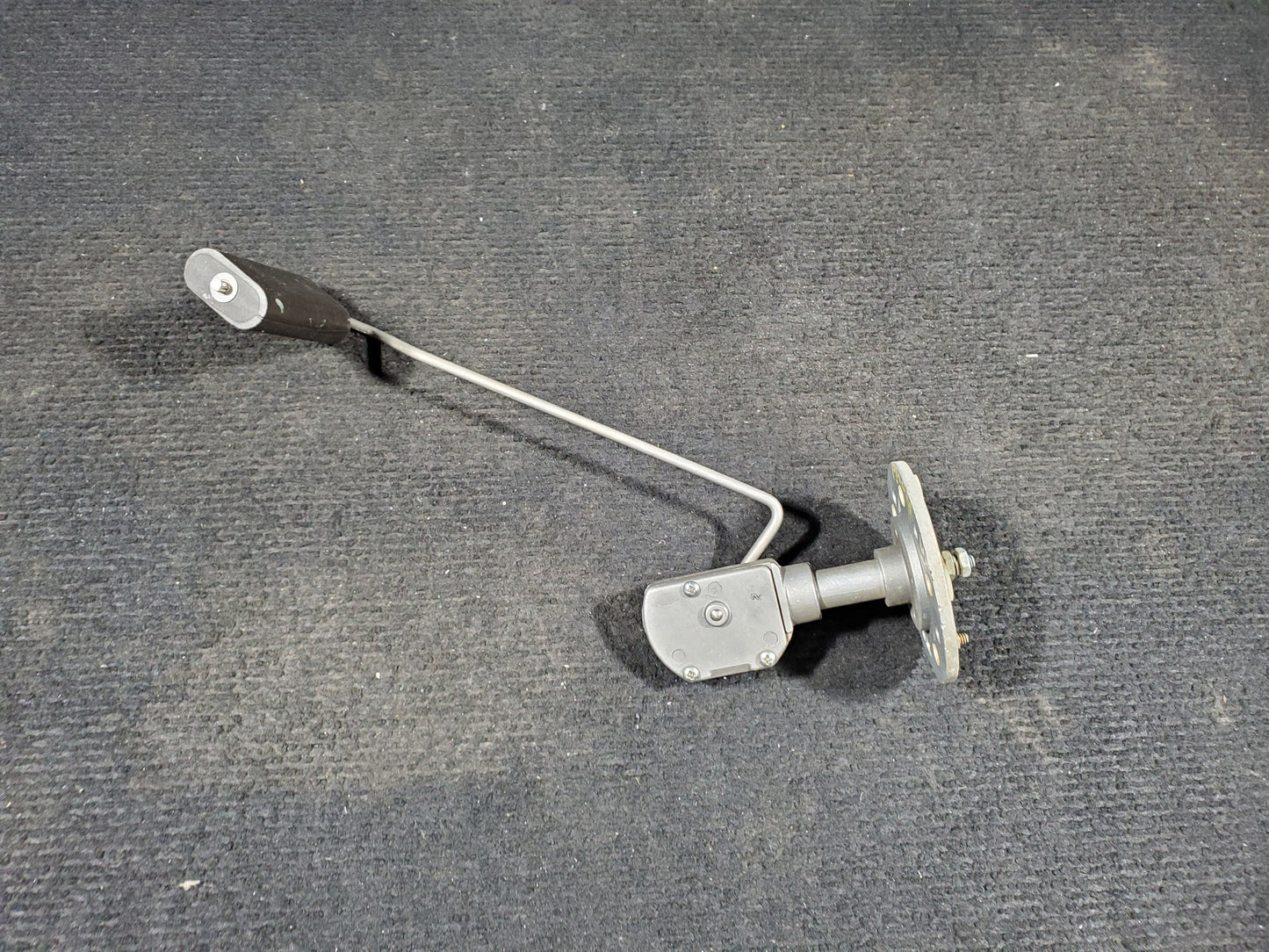 Fuel Transmitter RH-INBD 2of 2 - C-MISC (#C668050-1103)