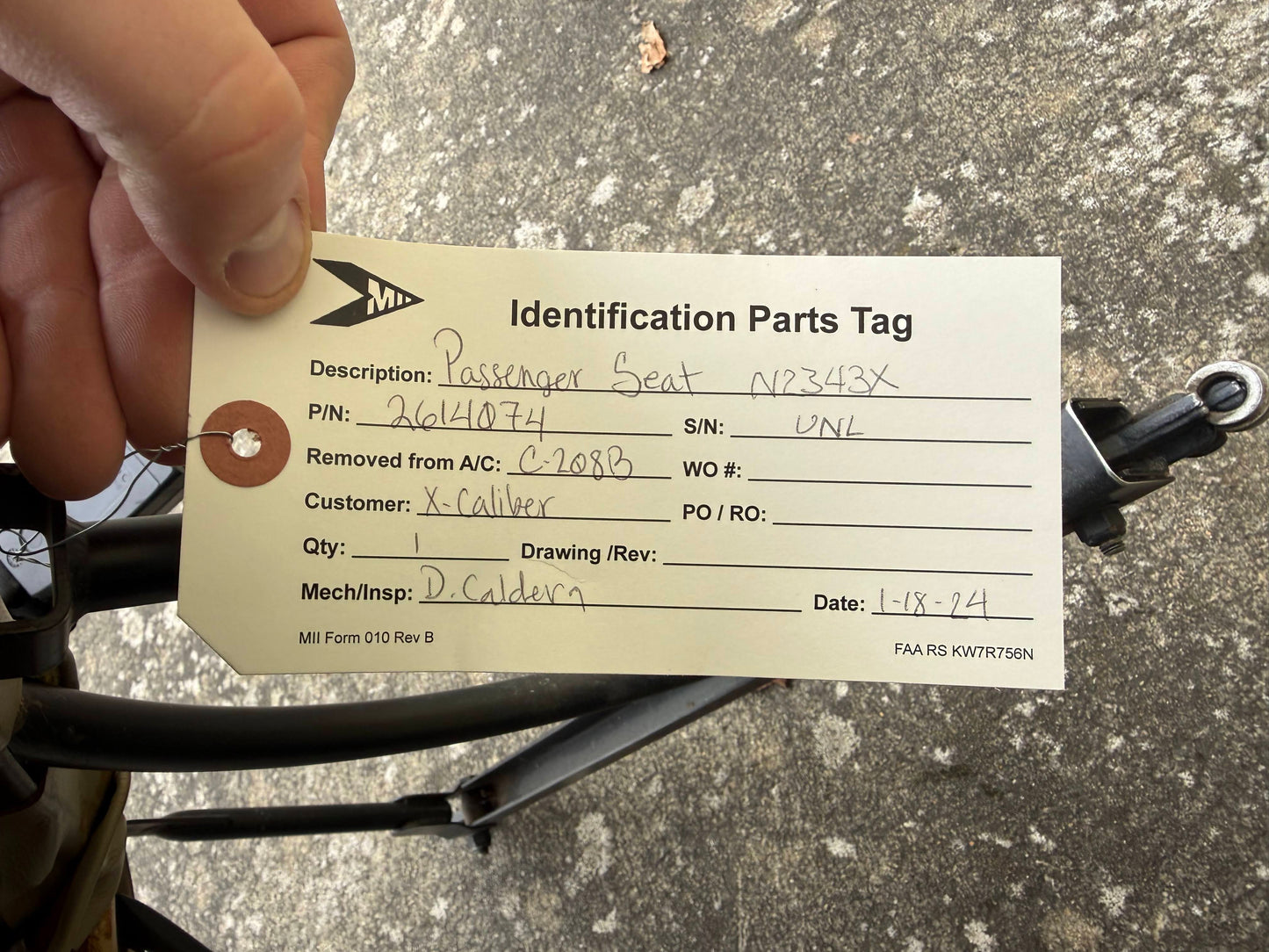 Seat Assembly - RH Single - Cessna 208B Caravan