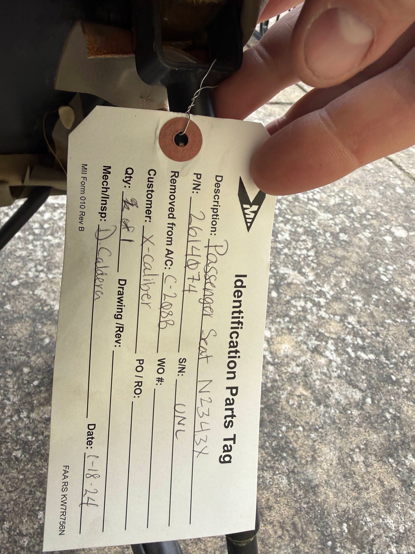 Seat Assembly - RH Single - Cessna 208B Caravan