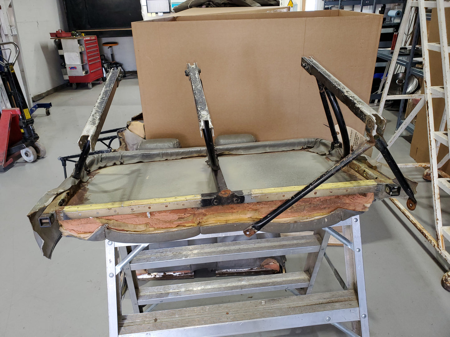 Bench Seat Assy - Cessna 208B Caravan - 5Y-BUC - 2 of 4