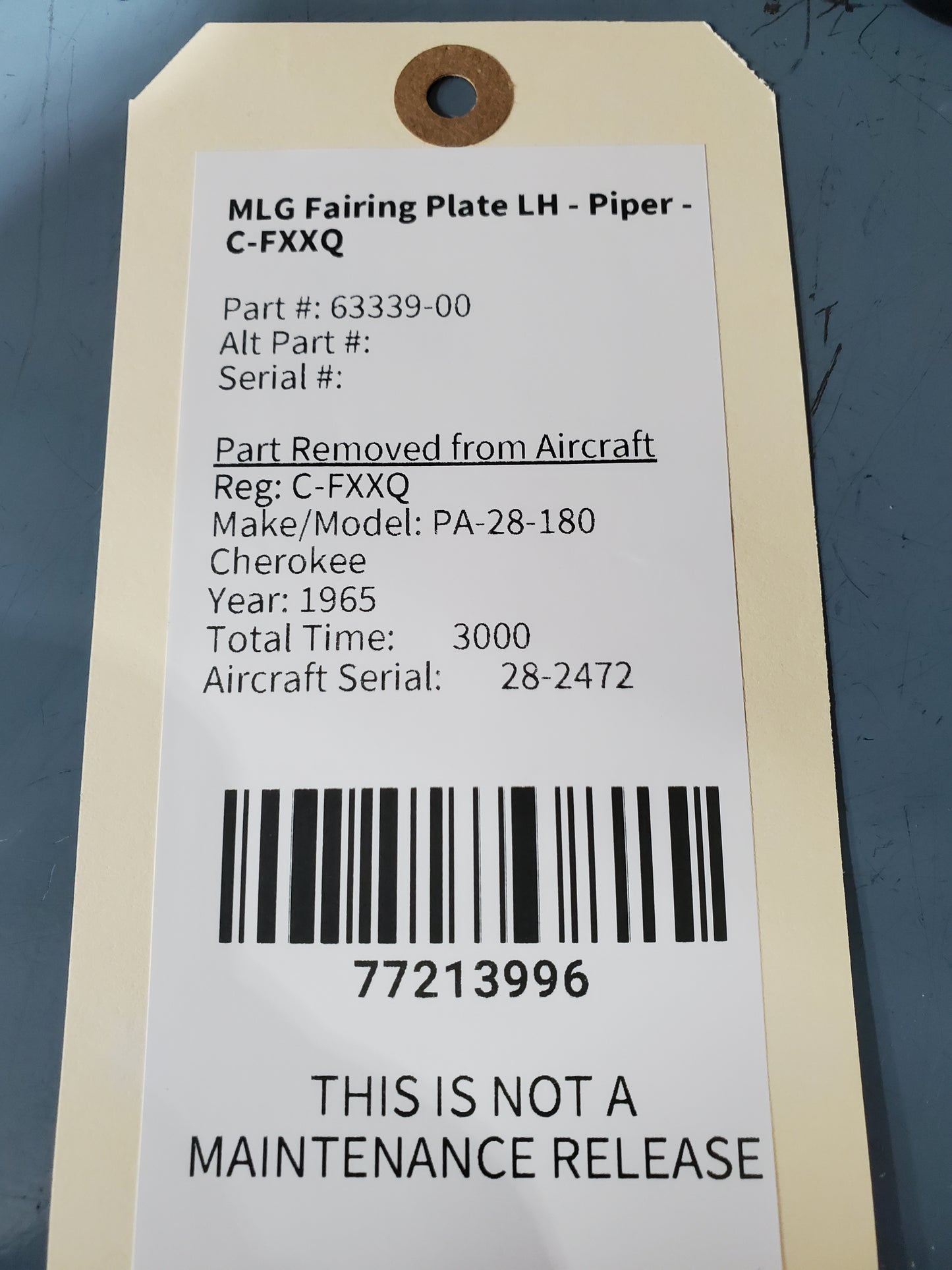 MLG Fairing Plate LH - Piper - C-FXXQ