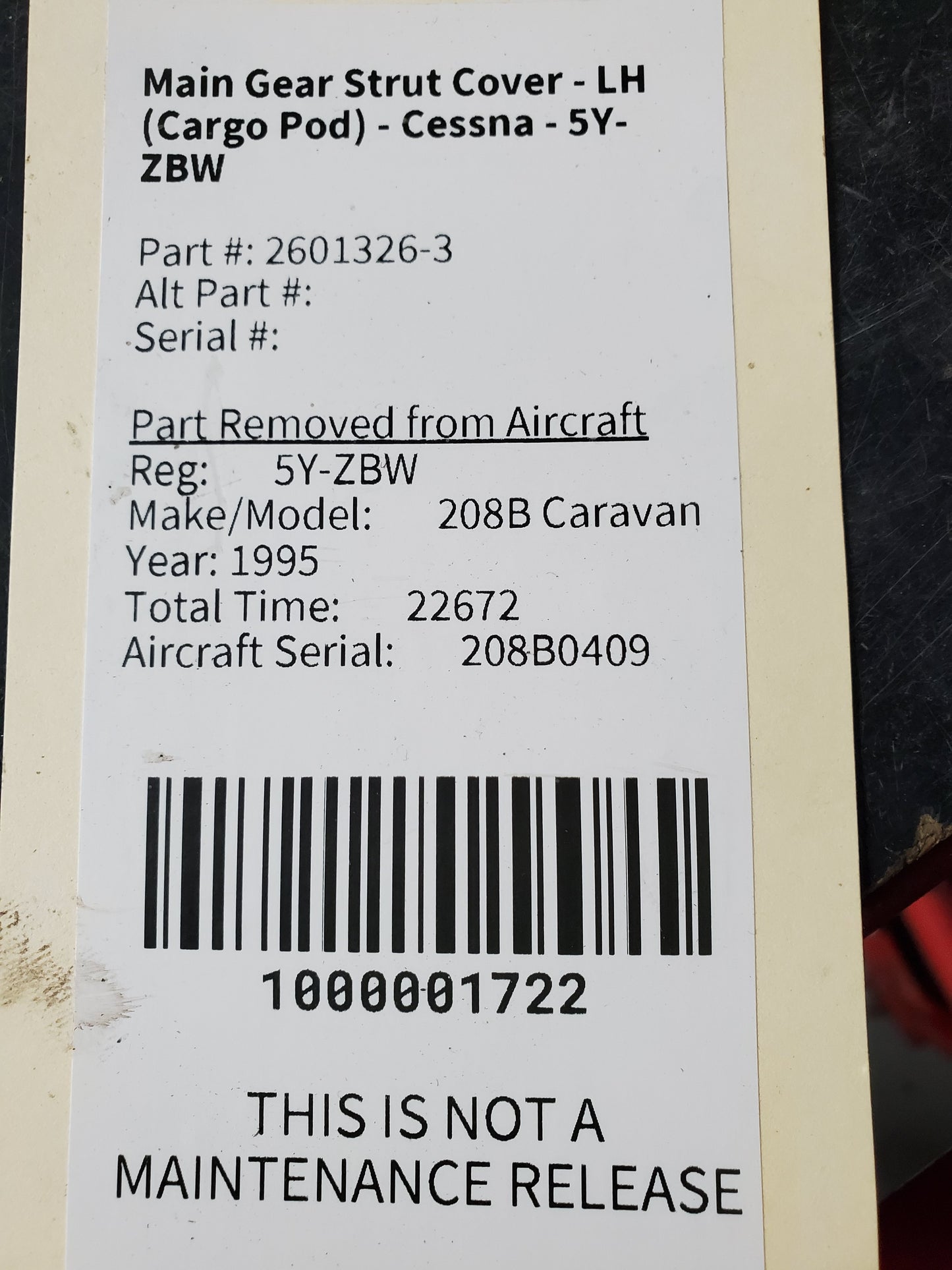 Main Gear Strut Cover - LH (Cargo Pod) - Cessna - 5Y-ZBW