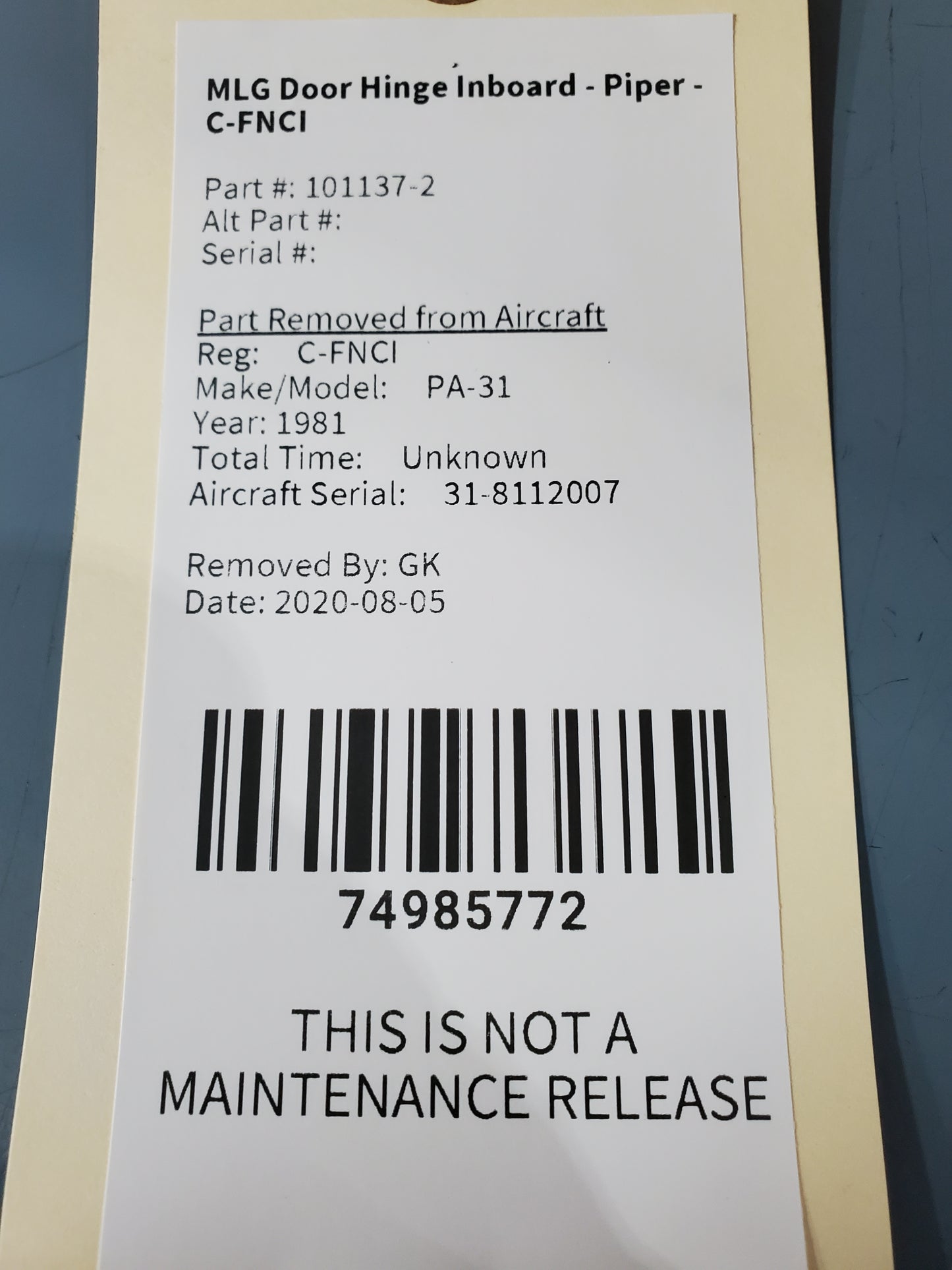 MLG Door Hinge Inboard - Piper - C-FNCI