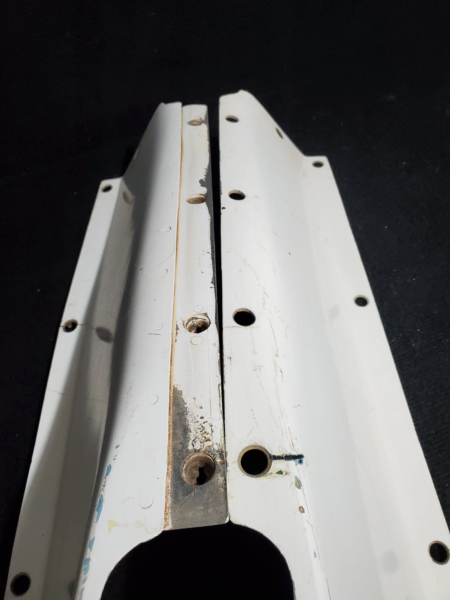 NLG Fairing Assy - One Piece - Cessna - 5Y-RNA