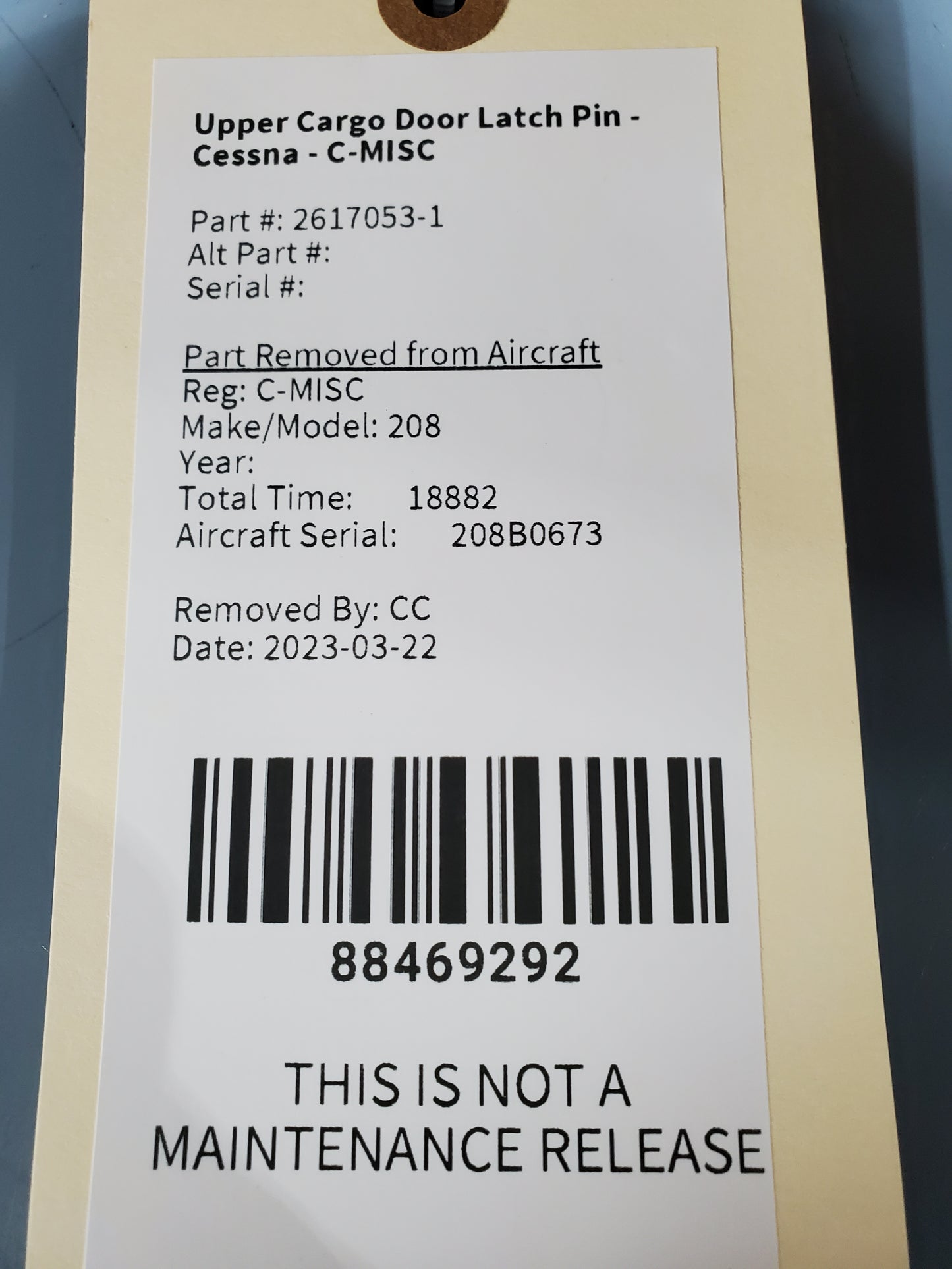 Upper Cargo Door Latch Pin - Cessna - C-MISC