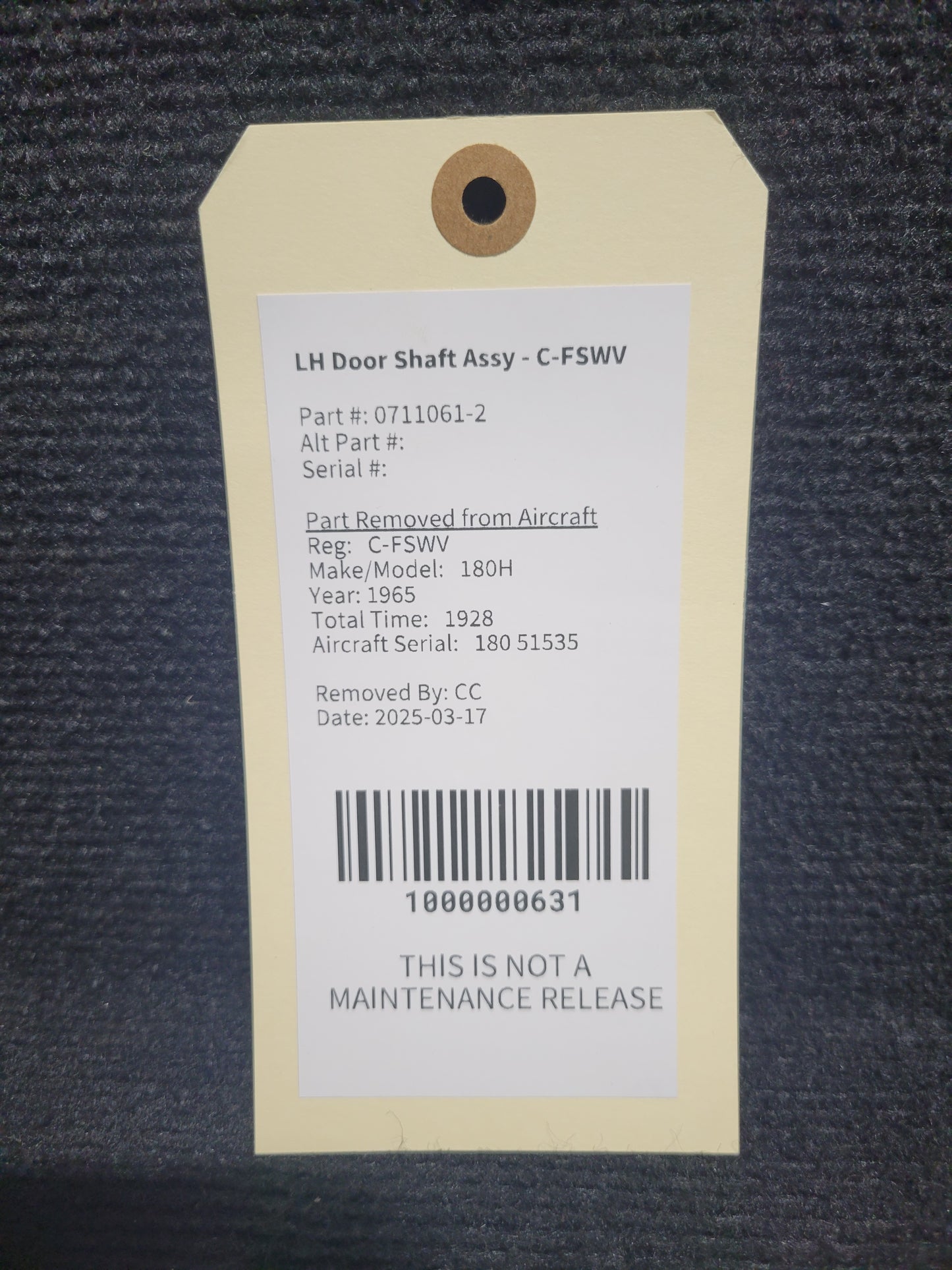 LH Door Shaft Assy - Cessna - C-FSWV
