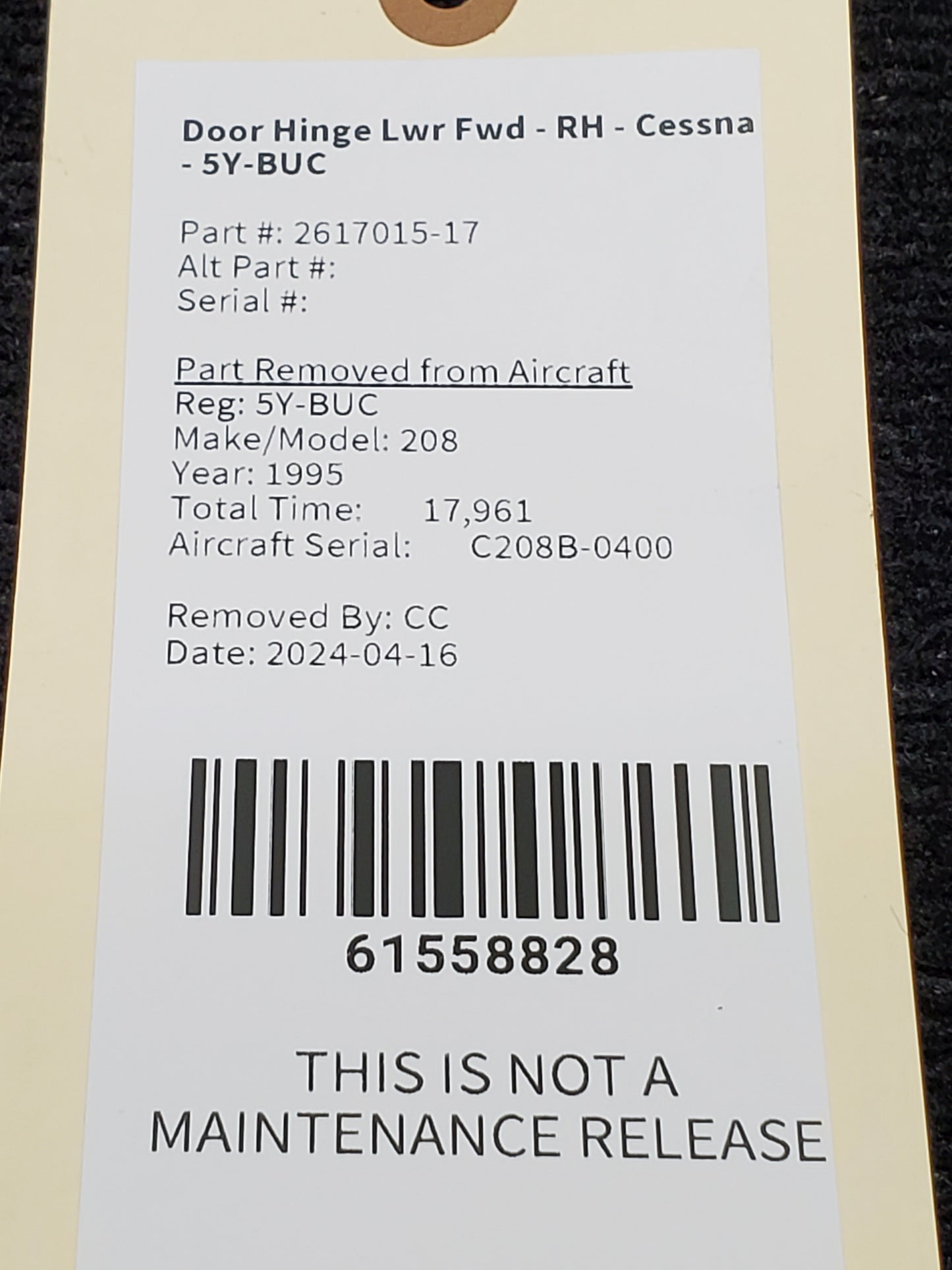 Door Hinge Lwr Fwd - RH - Cessna - 5Y-BUC