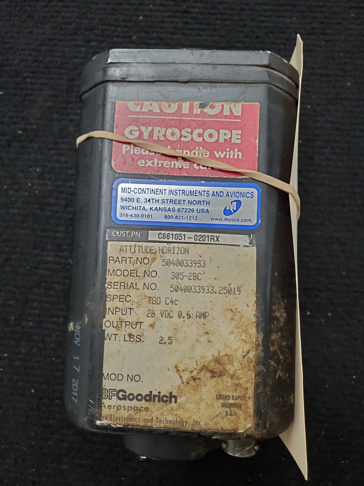 305-2BC -Attitude Horizon Gyroscope - Mid Continent - 5H-TAZ
