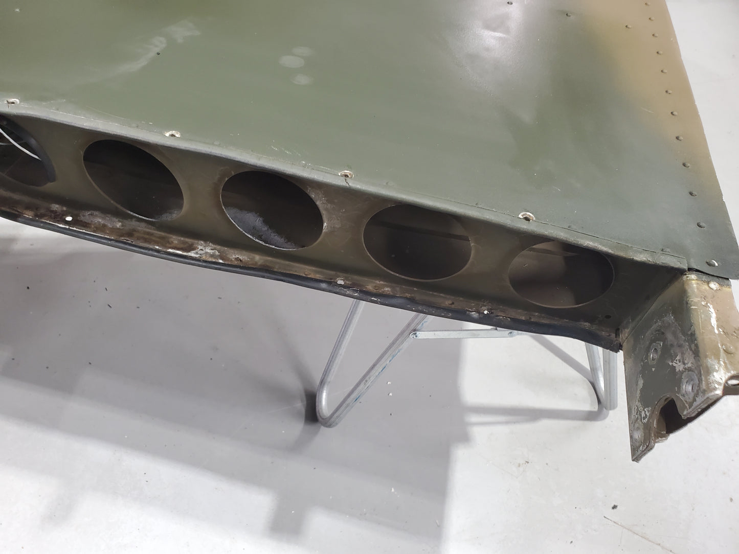 Fin Assembly with Dorsal - Cessna 185 - 721