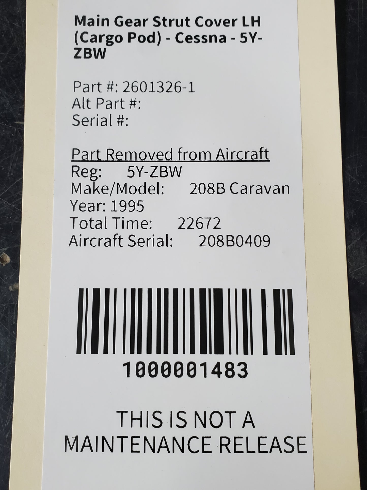 Main Gear Strut Cover LH (Cargo Pod) - Cessna - 5Y-ZBW
