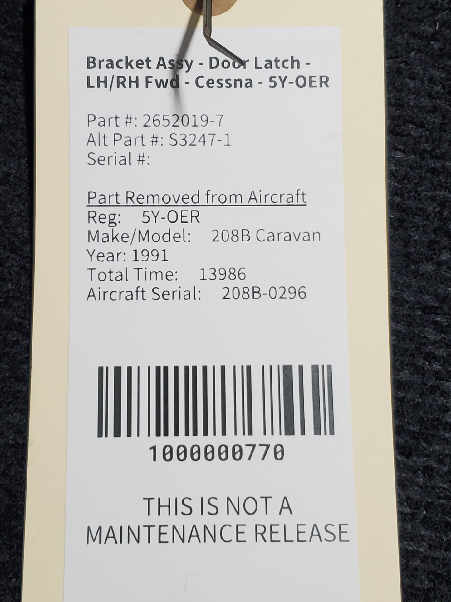 Bracket Assy - Door Latch - LH/RH Fwd - Cessna - 5Y-OER
