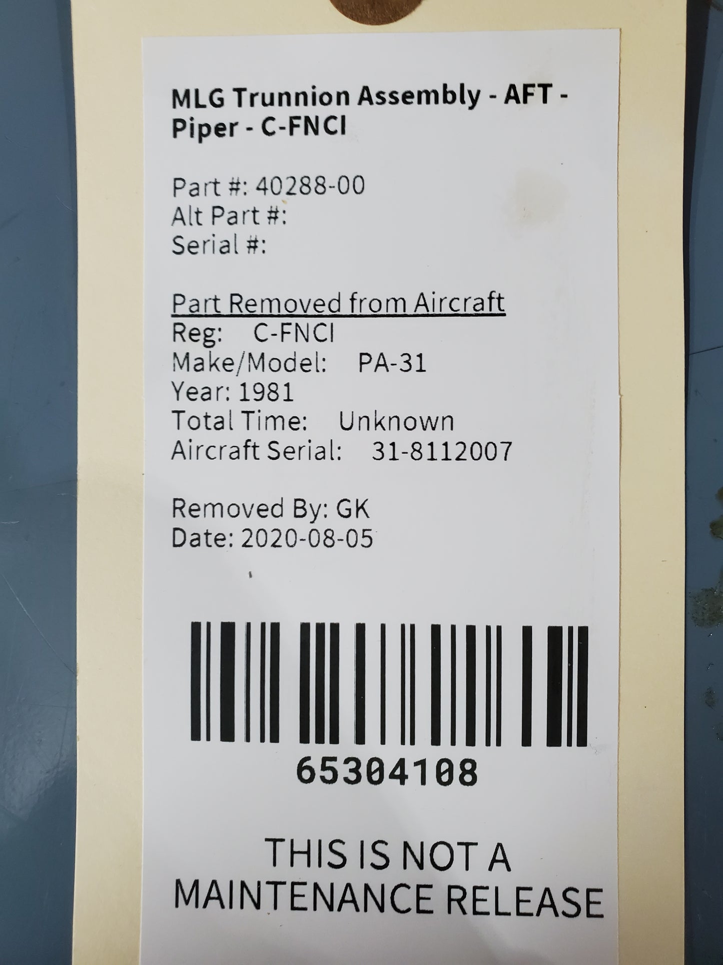MLG Trunnion Assembly - AFT - Piper - C-FNCI