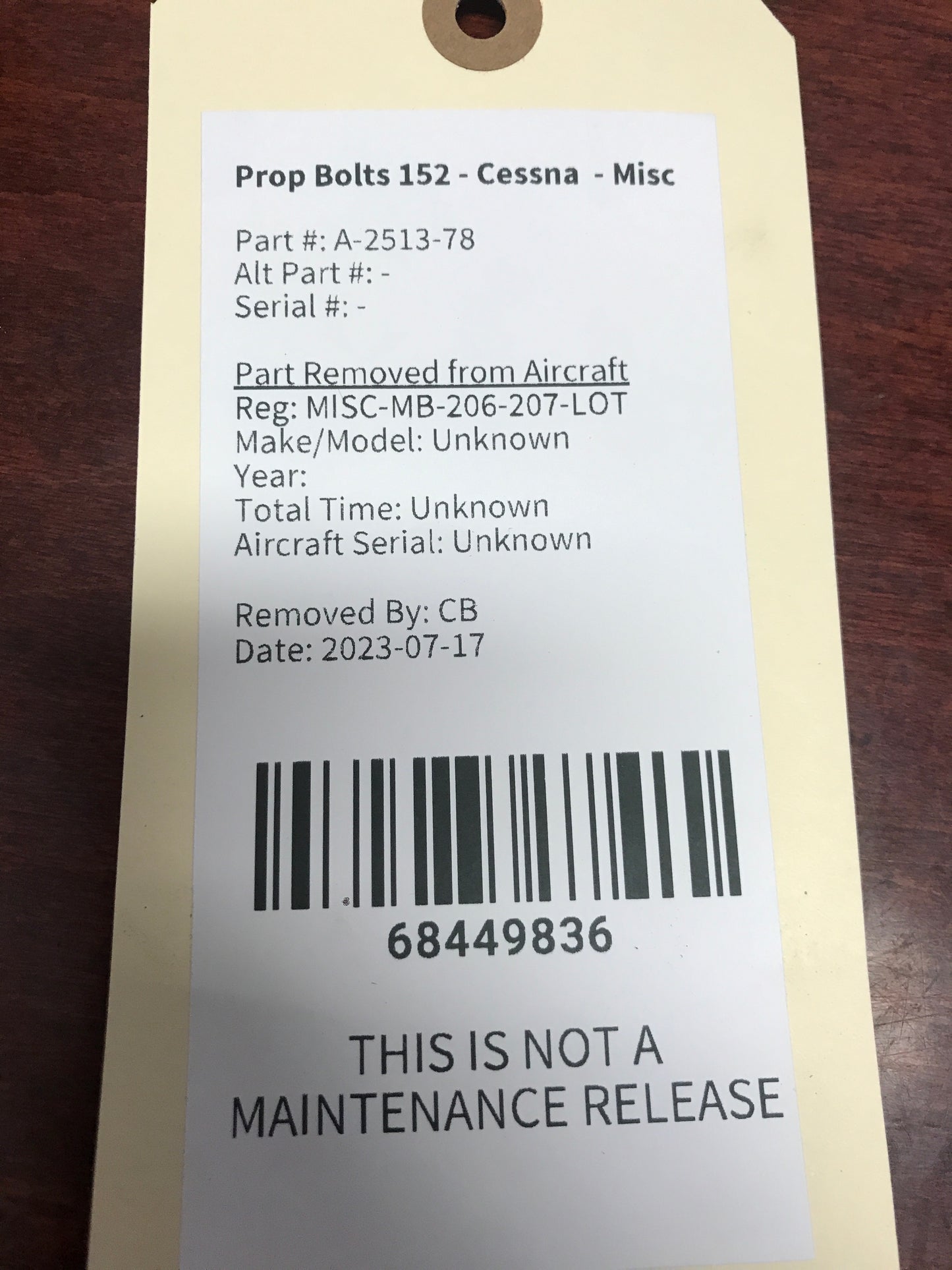 Prop Bolts 152 - Cessna  - Misc