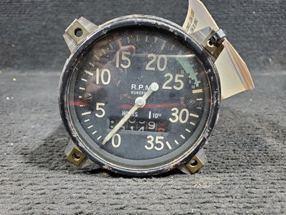 Tachometer - Cessna - C-FKXV