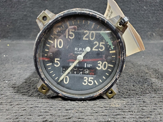 Tachometer - Cessna - C-FKXV