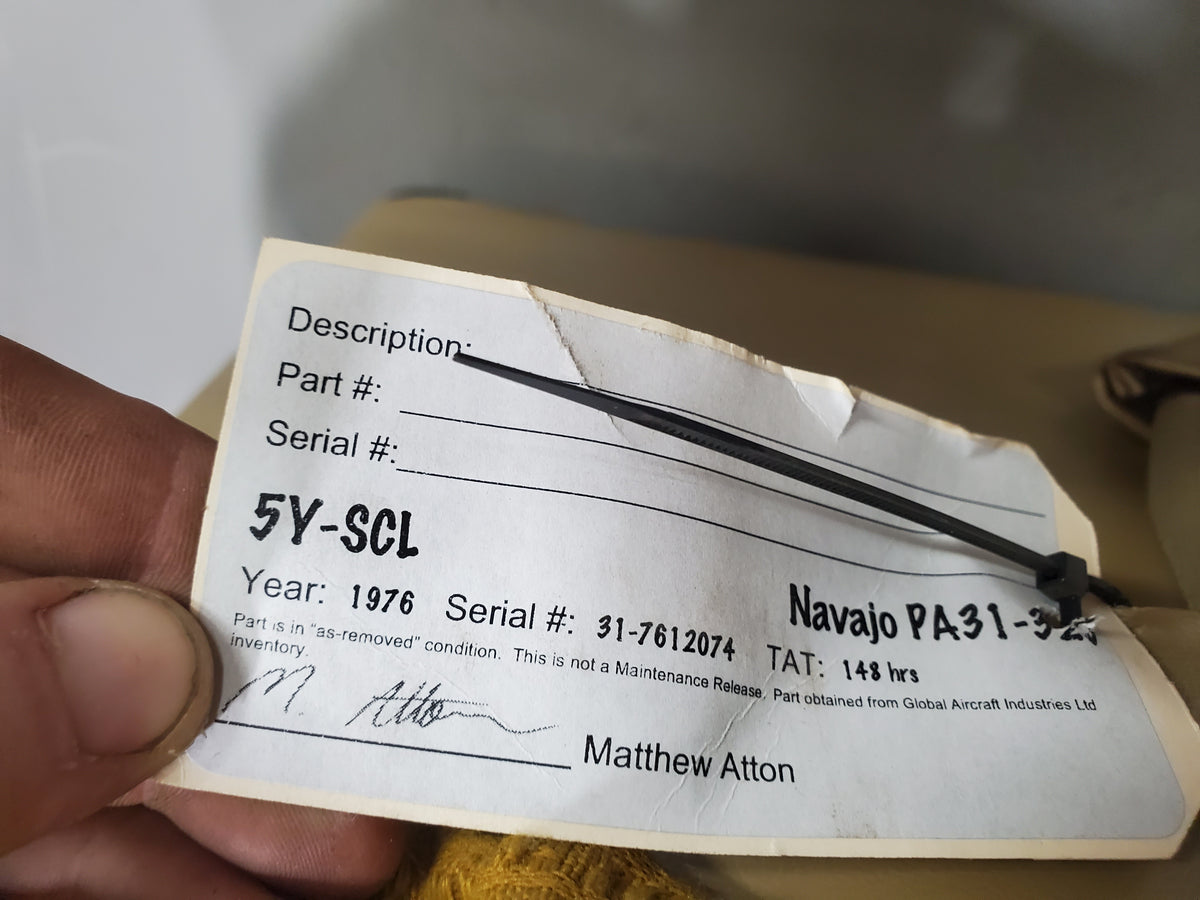 Seat Set - PA-31 Navajo - 5Y-SCL