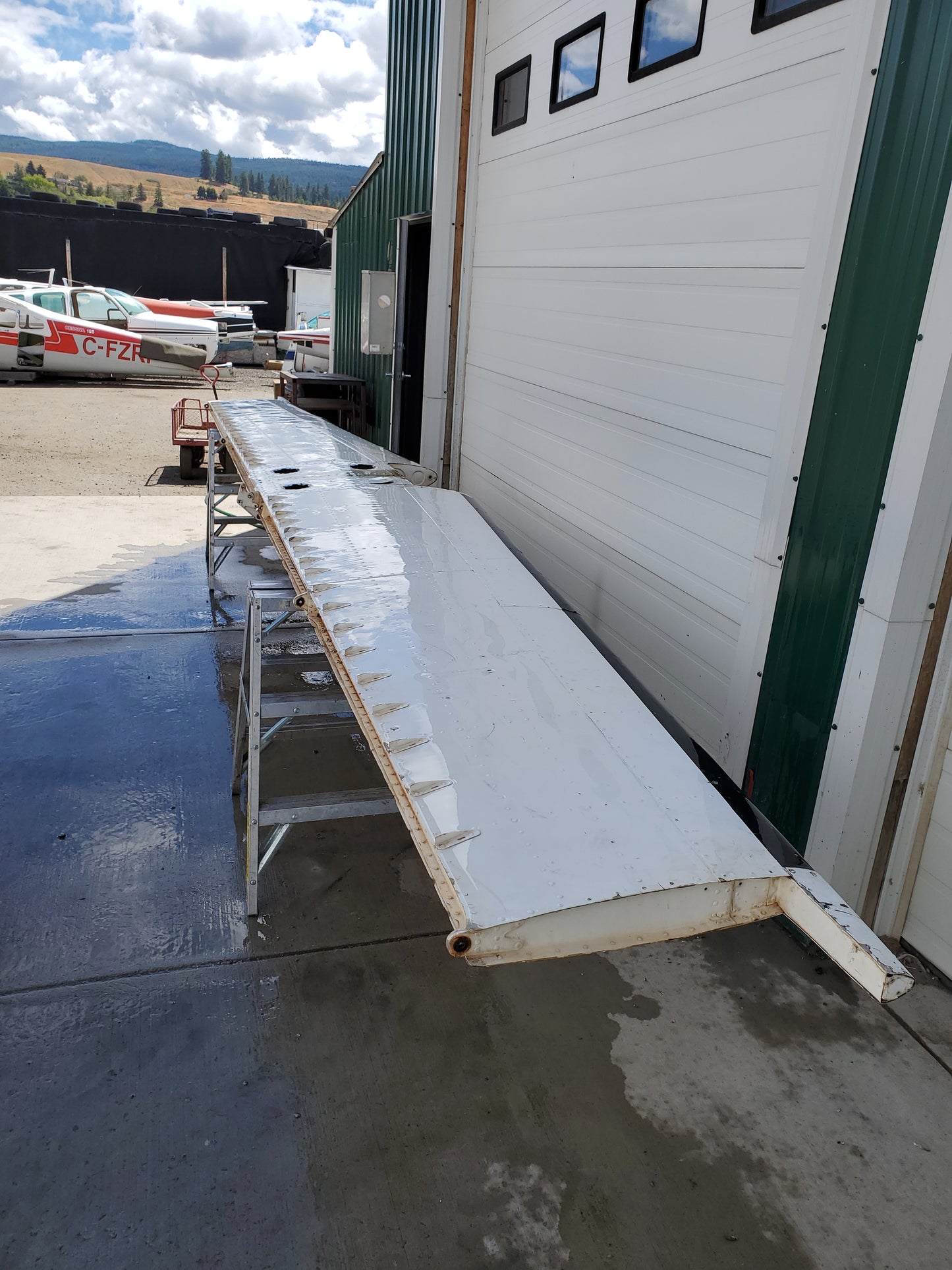 Horizontal Stabilizer - 5Y-OER