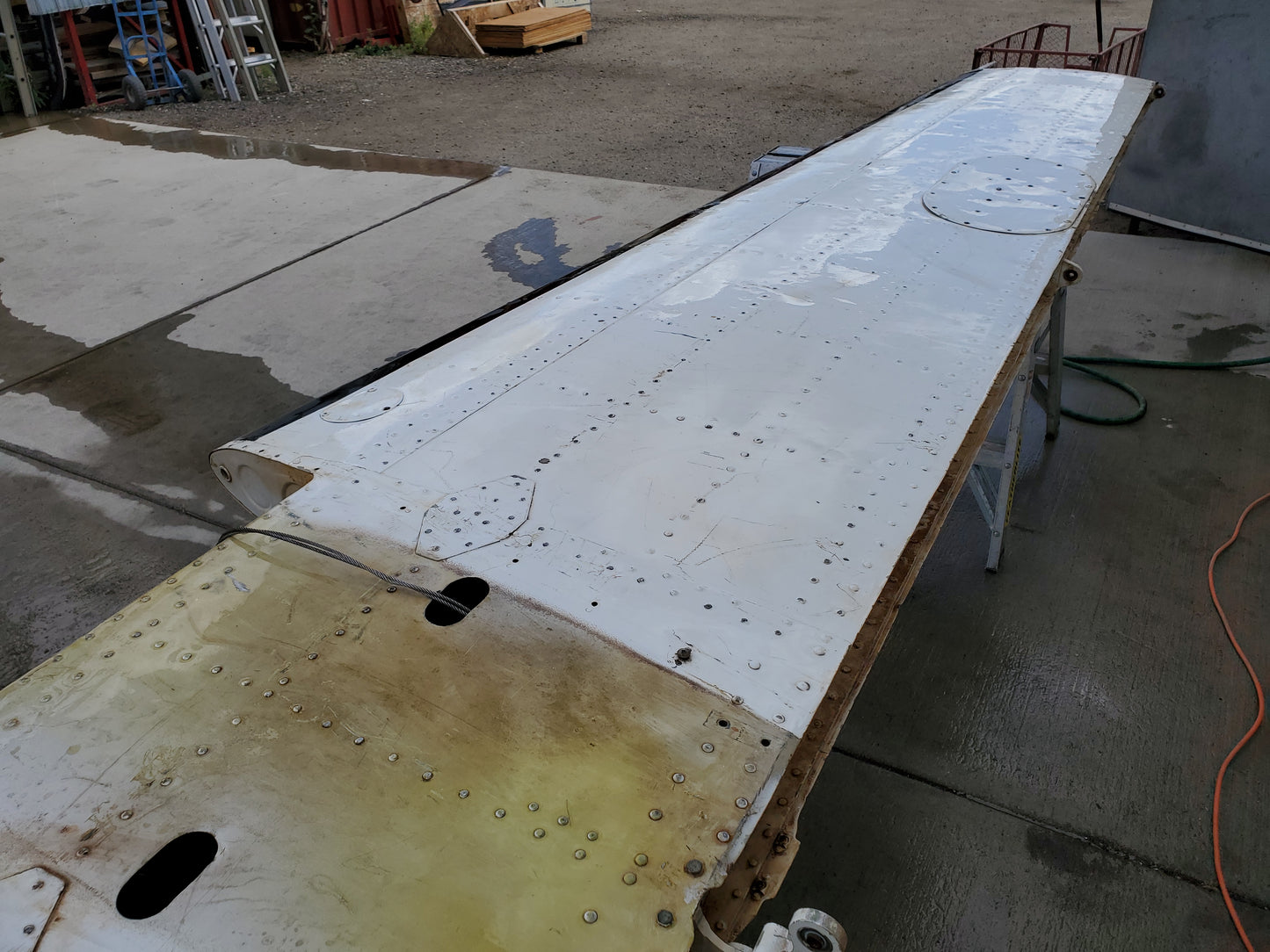 Horizontal Stabilizer - 5Y-OER