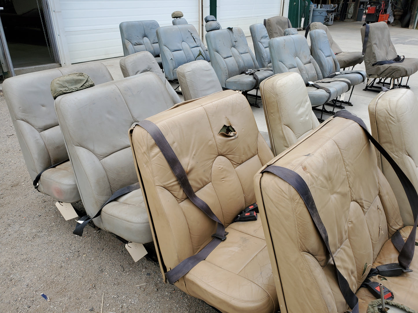 Bench Seat Set - Cessna 208B Caravan - 5H-TAZ