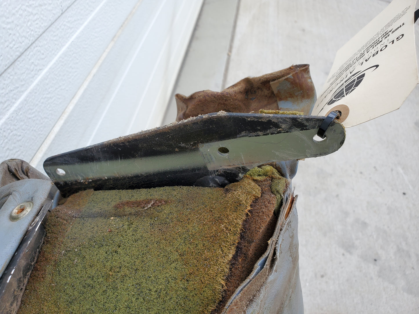 Bench Seat Assembly - Cessna - 5H-NWA - 2 of 4