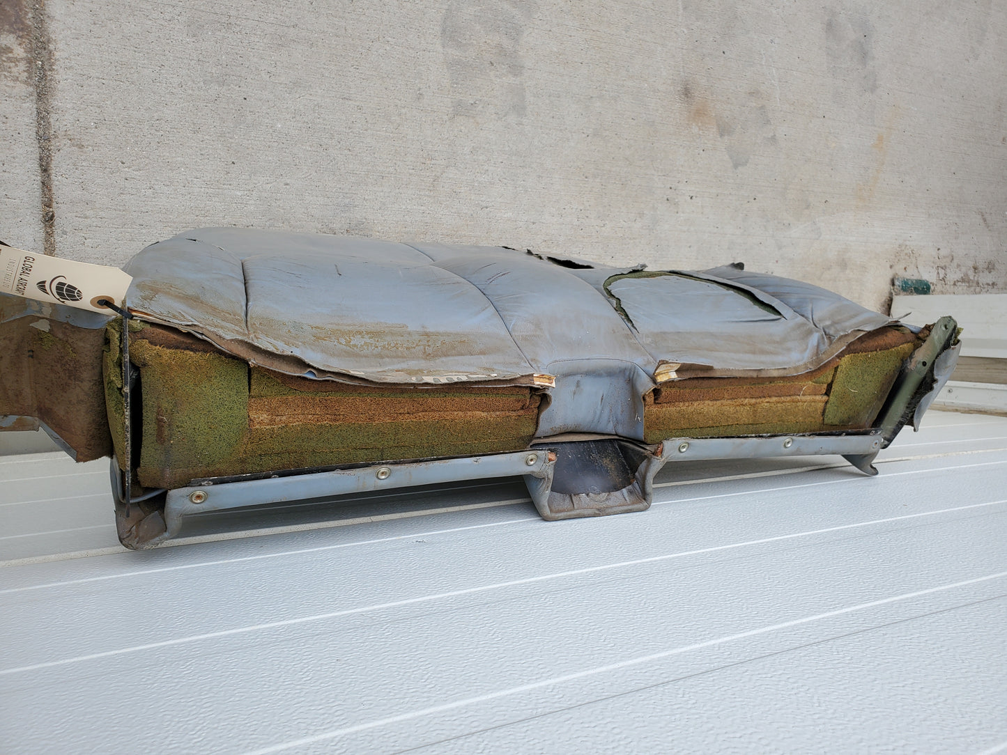 Bench Seat Assembly - Cessna - 5H-NWA - 2 of 4