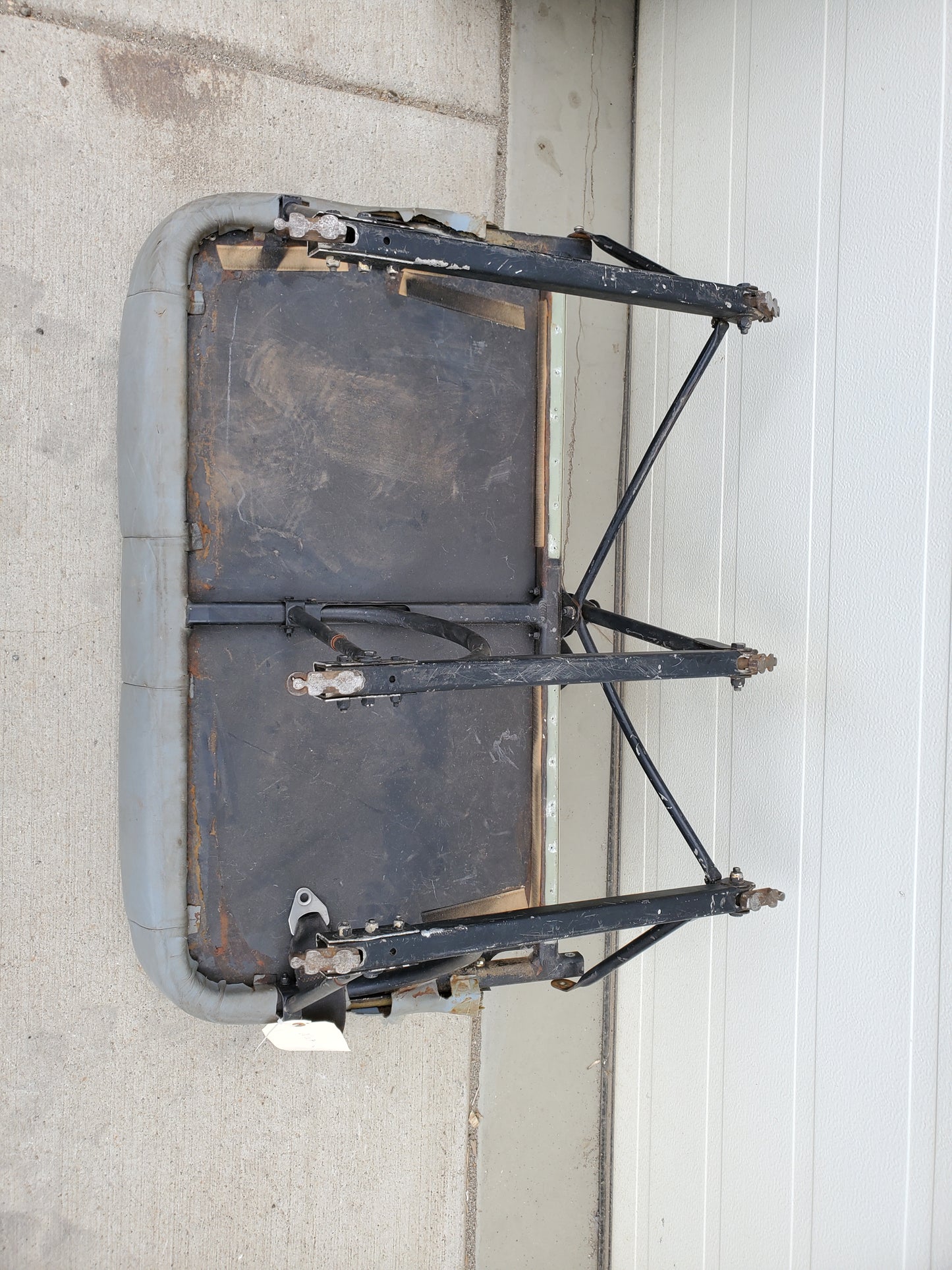 Bench Seat Assembly - Cessna - 5H-NWA - 3 of 4