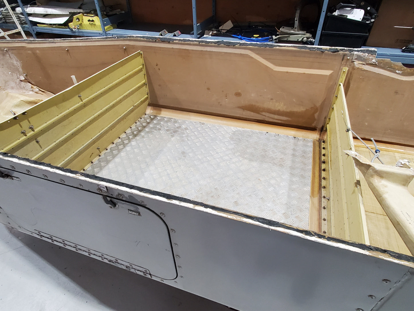 Cargo Pod - Cessna 208B - 5Y-ZBW