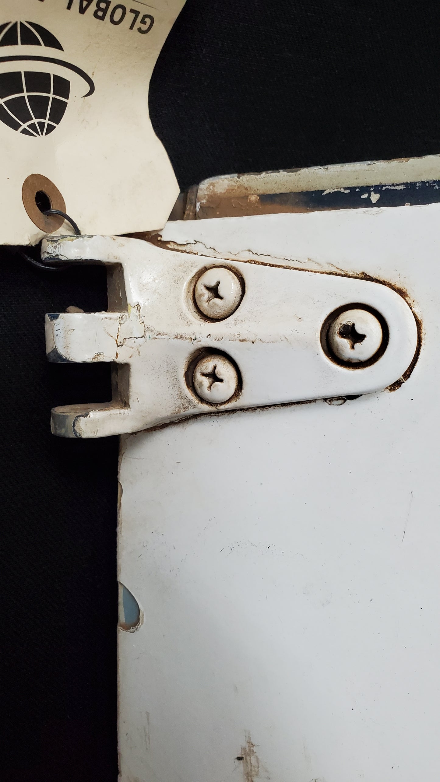 Cargo Door Assy - Lower - Cessna 208B Caravan - 5Y-OER