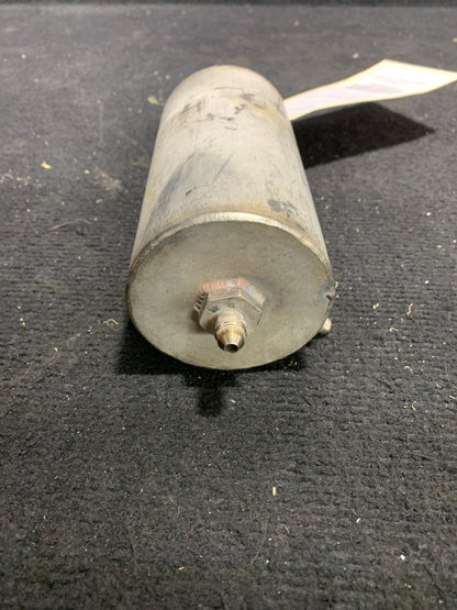 EPA - Oil Can Assembly - 5Y-ZBW