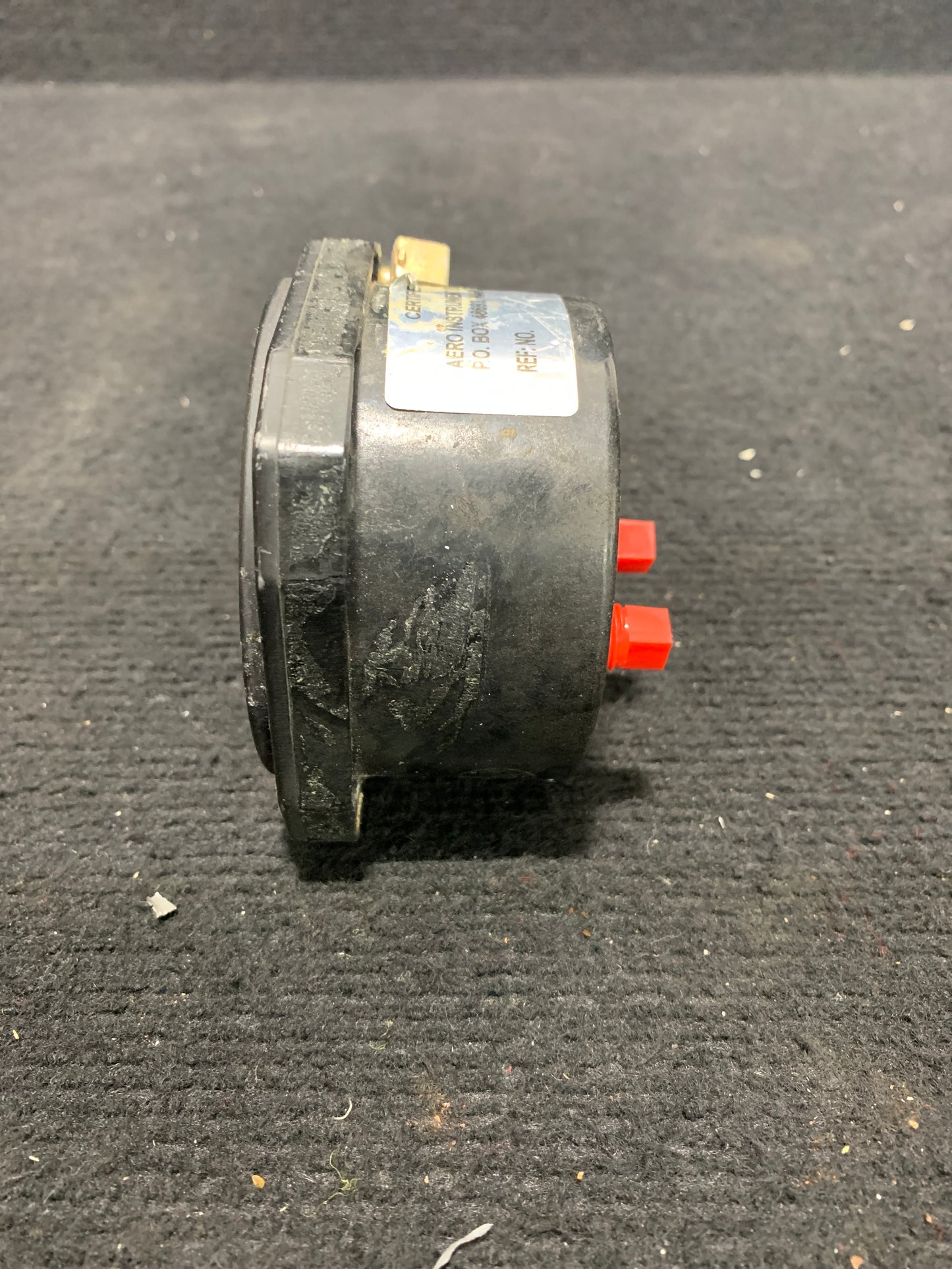 Airspeed Indicator - Sigma Tek - 200 Knots - 5H-NWA