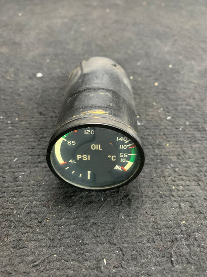 Oil Temp / Oil Pressure Indicator - Cessna - 5H-NWA