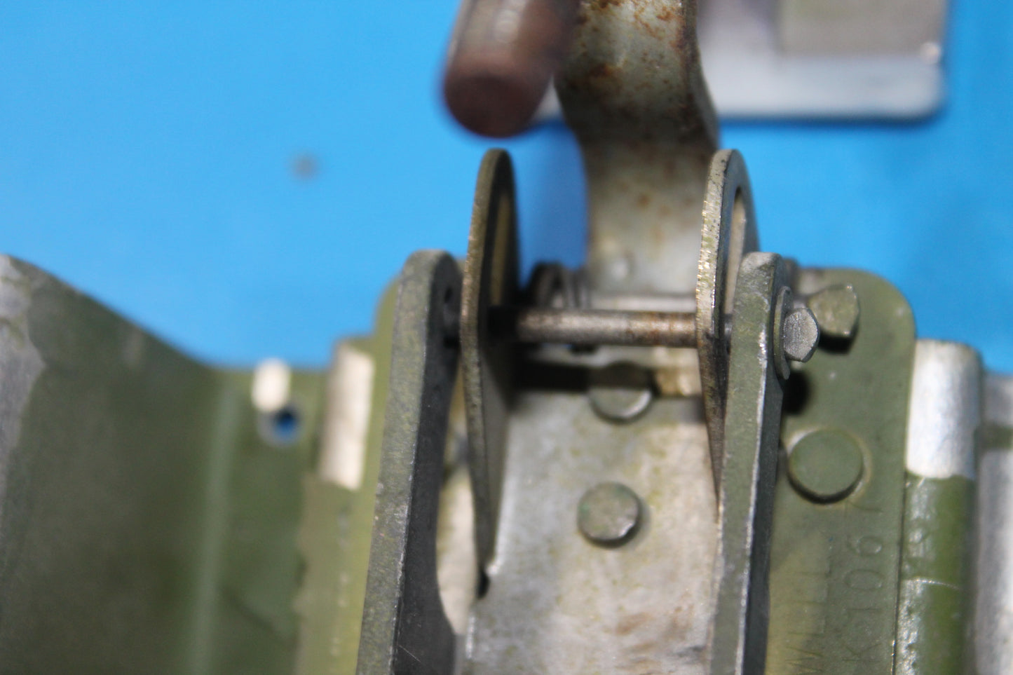 Baggage Door Latch Assembly - Cessna - C-FCDN