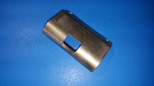 Balance Tube Bracket - Continental - MISC (VFC)