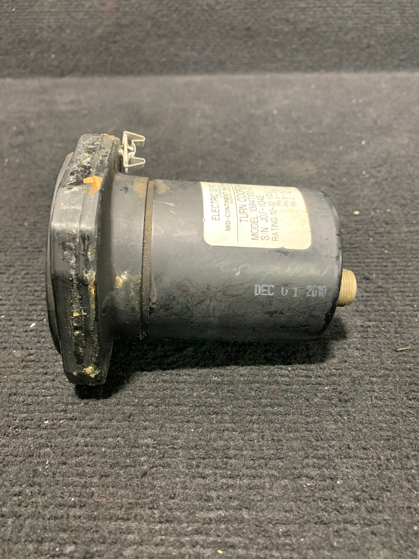 Turn Coordinator - Mid Continent - 5H-NWA