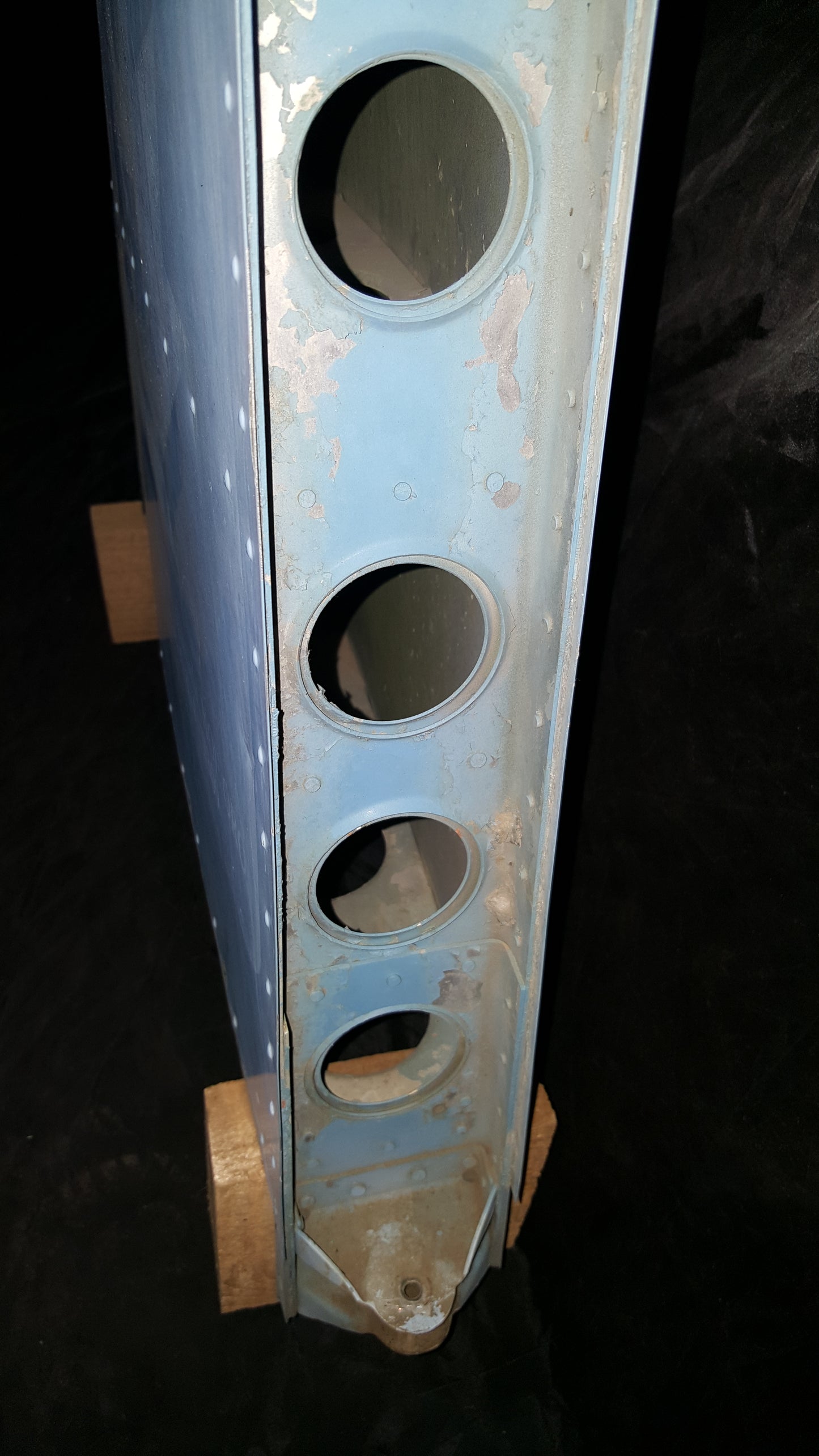 Tail Fin Assembly - Cessna 180 - C-FWKC