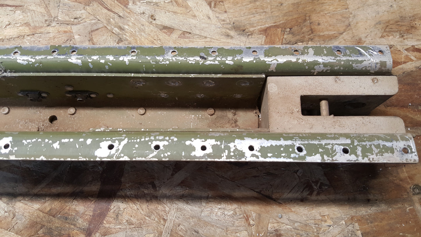 Spar Assembly - Fuselage Center Section - Fwd - 5H-MRN