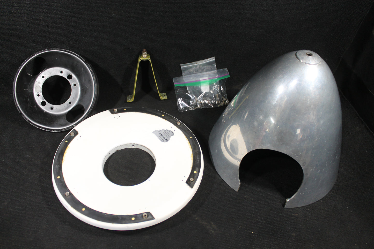 Spinner - 2 Blade w/ Bulkhead Assy - Beechcraft - C-FJUO