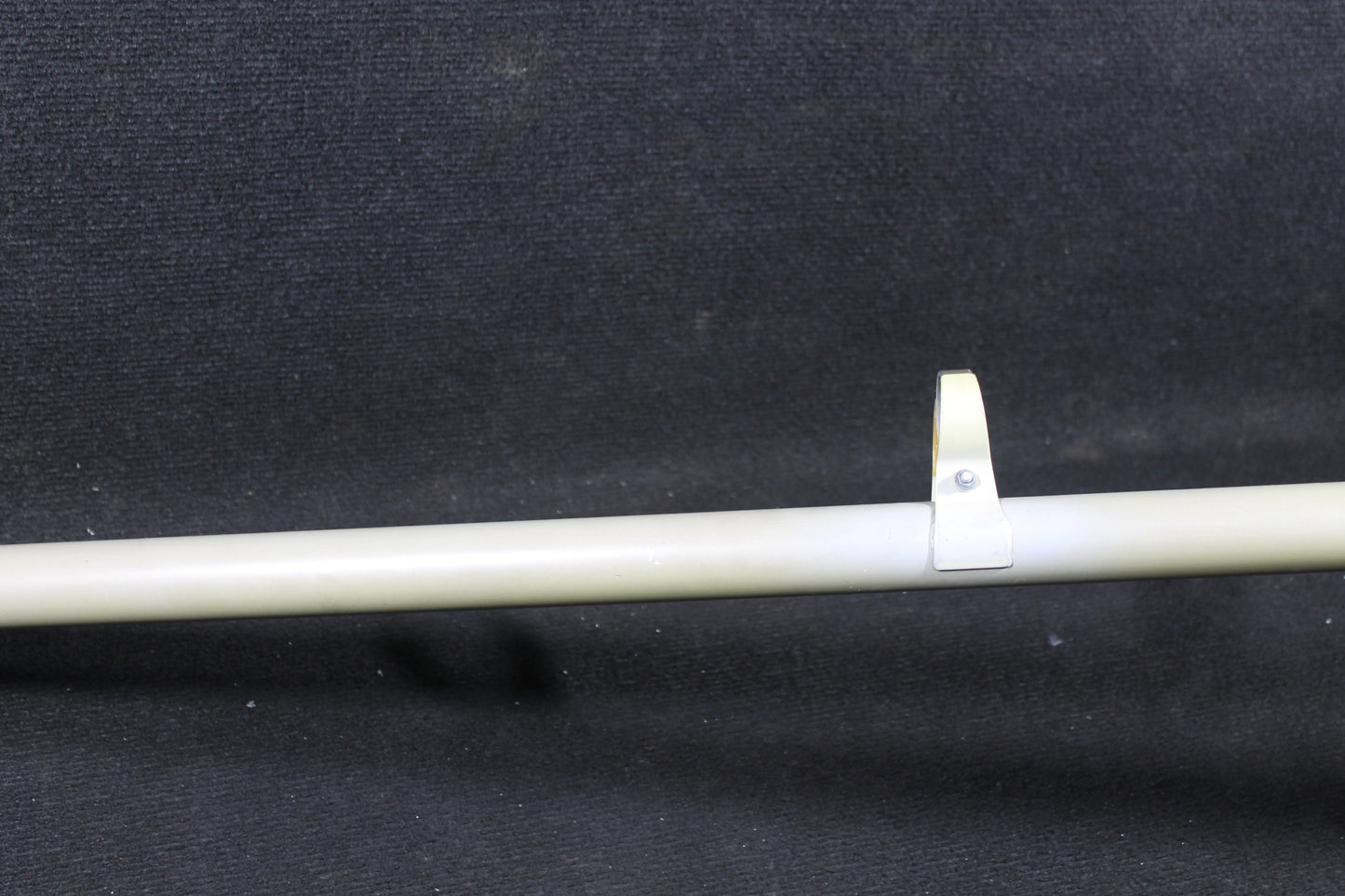 Main Rotor Control Torque Tube with Pivot - Robinson - C-GFYD