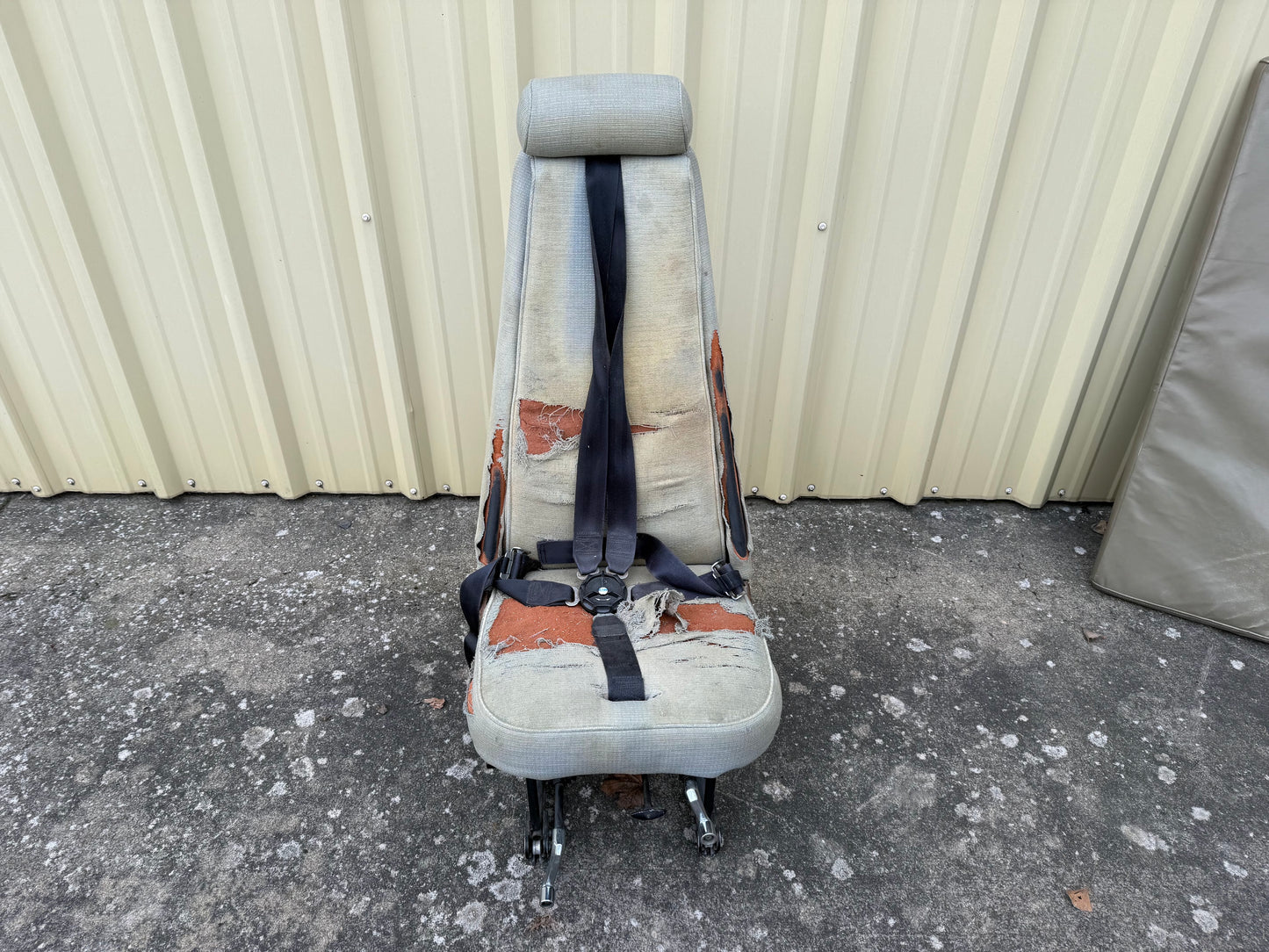 Seat Assembly - Crew Seat - Cessna 208B Caravan