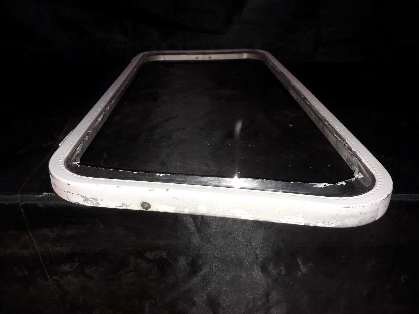 Cabin Door Window Frame LH - Cessna - C-FCDN