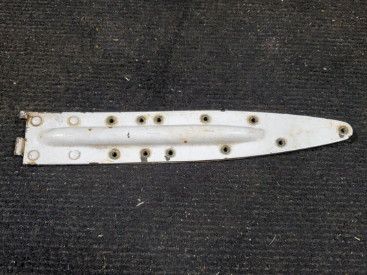 Door Hinge - Upper Aft RH - Cessna - C-GHBM