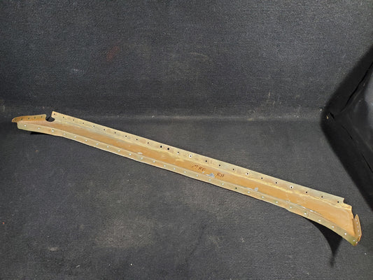 Door Sill Support -RH - 5H-MRF