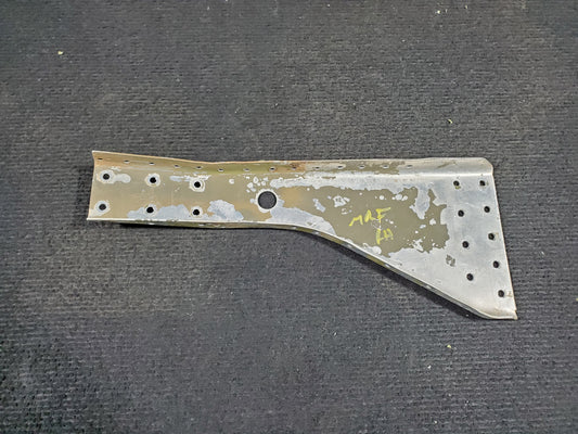 Doorpost Upper Forward Bracket - RH - Cessna - 5H-MRF
