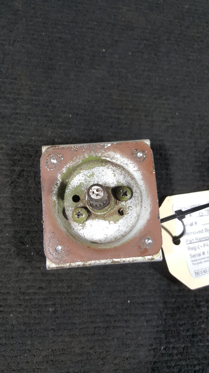 Door Latch Shaft Assembly - RH - Cessna - C-FCDQ