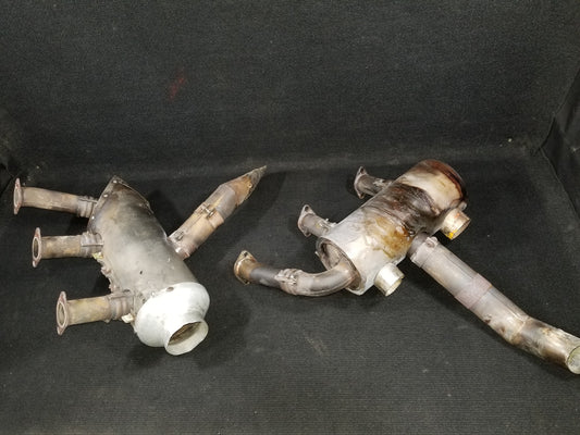Engine Exhaust LH Stack and RH Stack - Hanlon and Wilson - C-FKXV