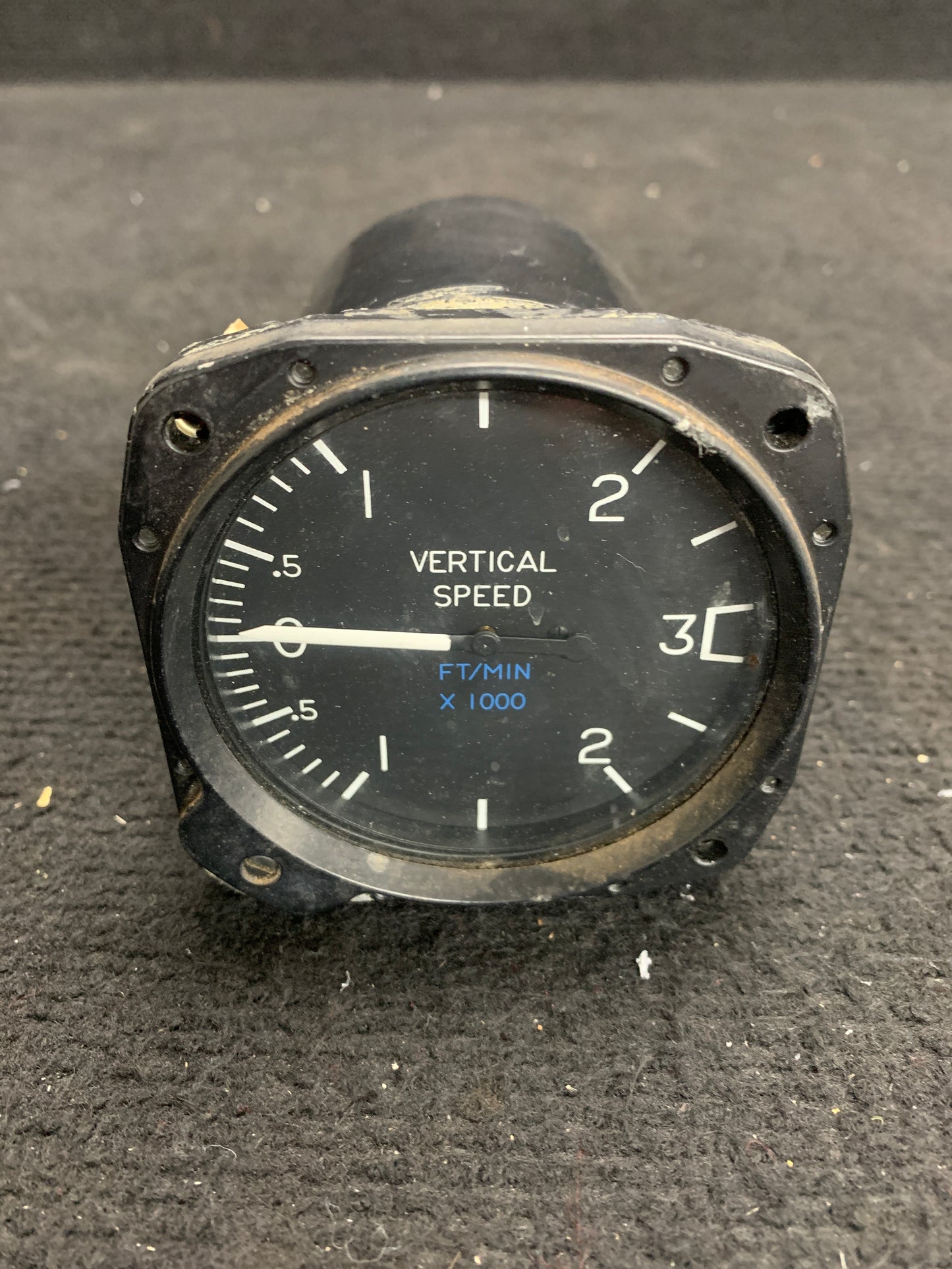 Vertical Speed Indicator - United Instruments - 5H-NWA